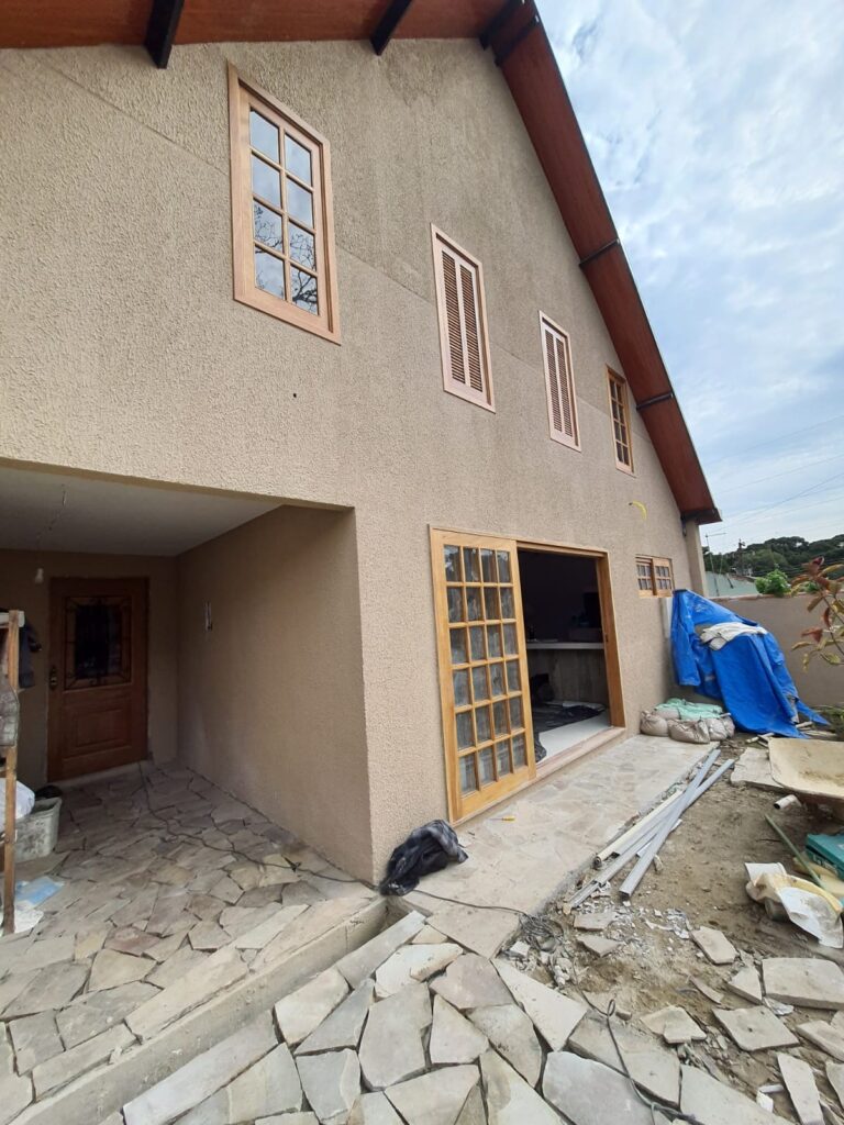 Obra realizada pela JV Portas e Janelas